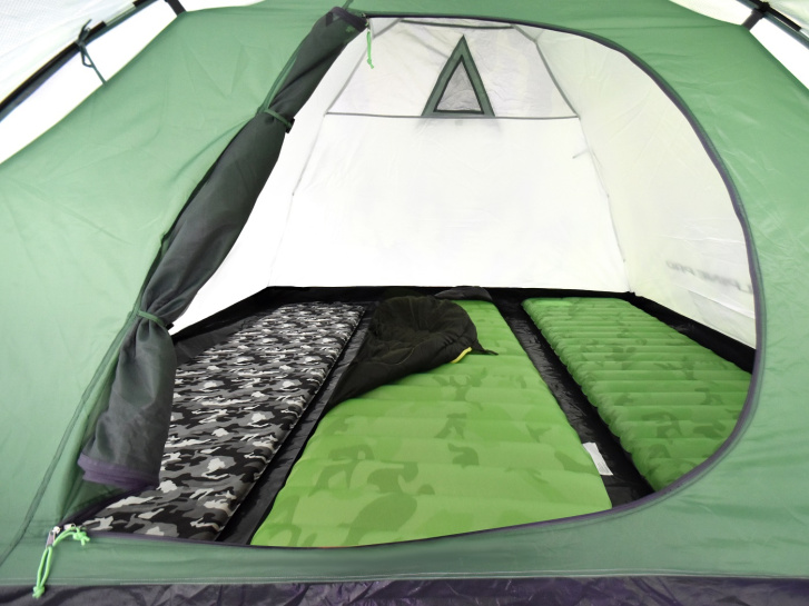 ALPINE PRO - URPE Stan pre tri osoby